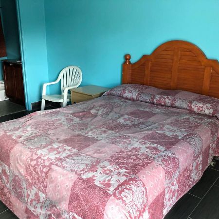 Slumberland Motel Сенфорд Екстер'єр фото